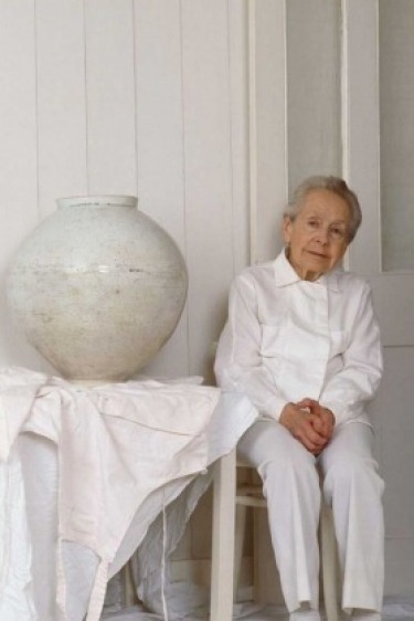 Lucie Rie: Jonathan Anderson ve Issey Miyake'in Buluşma Noktası