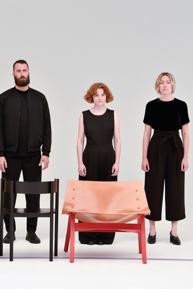 COS ile Sandalye Kapmaca