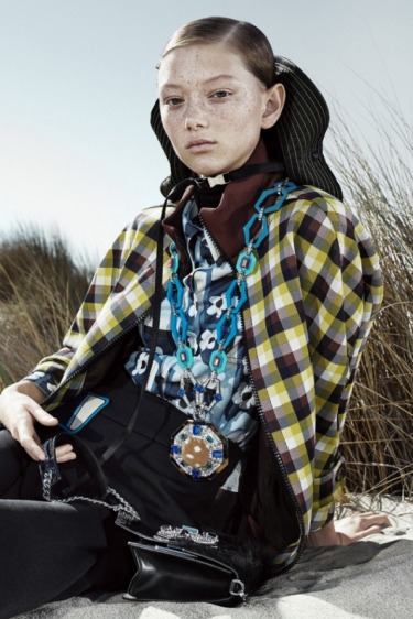 Prada 2017 Kampanyasındaki Çok Boyutlu Dünya