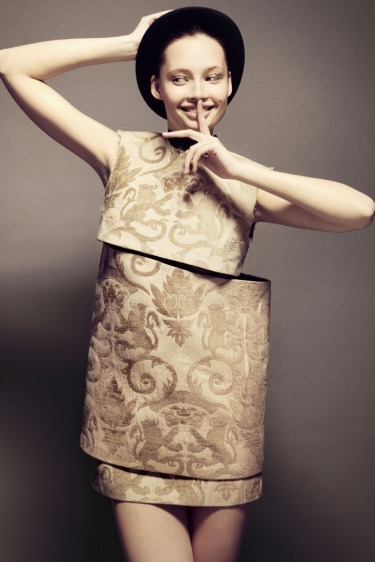 Sessizliğe Güzelleme: Akşam Yemekleri, Partiler, Çöpçatanlık Etkinlikleri