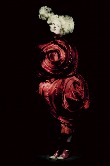 Met'in Rei Kawakubo / Comme des Garçons Sergisine İlk Bakış