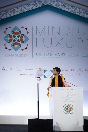 #CNILux, Vogue Arabia’ya Hoşgeldin Diyor