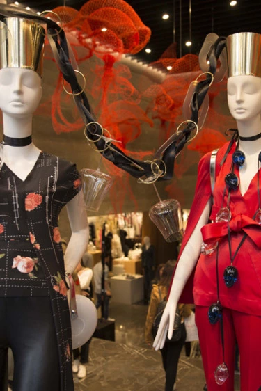 Hussein Chalayan Gizia Gate'te