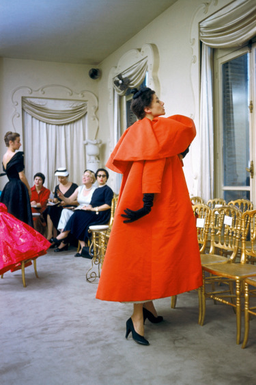 Çığır Açan Modernist: Cristóbal Balenciaga