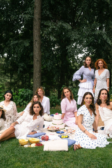 Güneş Buradan Yükseliyor