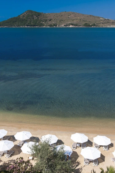 Murat Reis Ayvalık'ta Doğayla İç İçe Bir Tatil