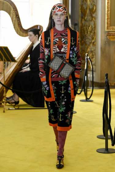 Sıra Dışı Bir Yolculuk