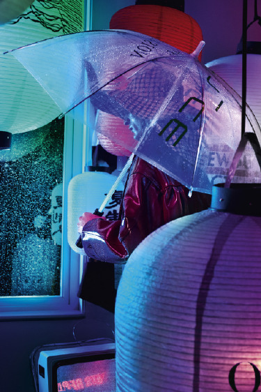 Raf Simons Yaz Yağmurlarının Altında