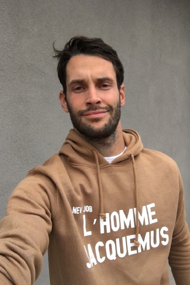 Jacquemus'ten Erkek Giyim Koleksiyonu Geliyor!