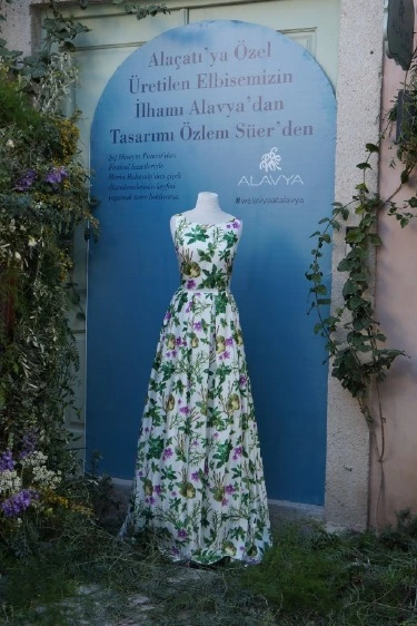 Özlem Süer