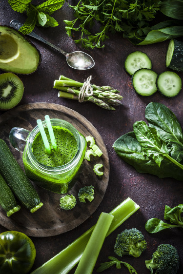 Avokadolu Detoks İçeceği