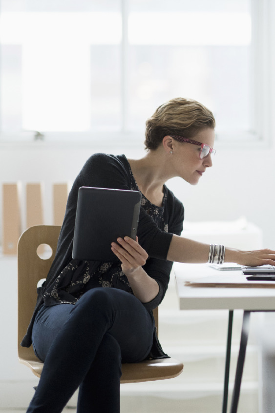 Vogue, Facebook, SheMeansBusiness, Yarışma