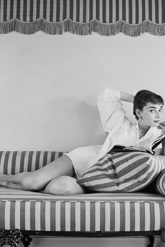 Audrey Hepburn: Beyond The Screen Sergisi