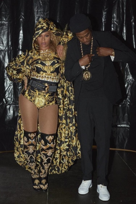 Baştan Aşağı Versace: Beyonce Carter