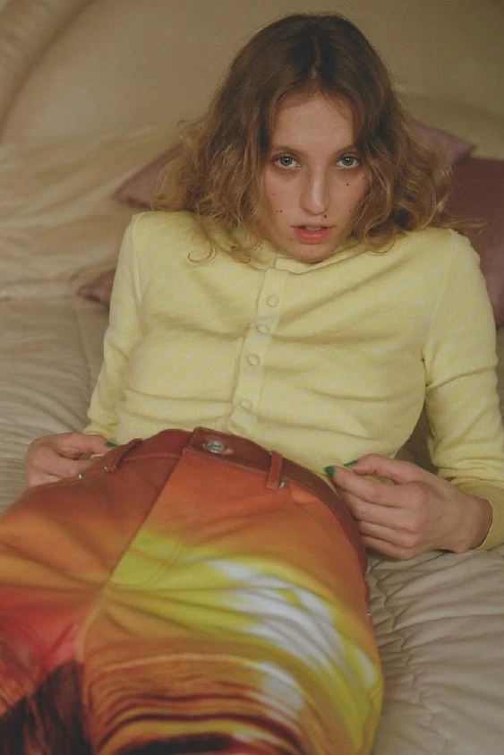 Kalıpların Ötesinde: Petra Collins