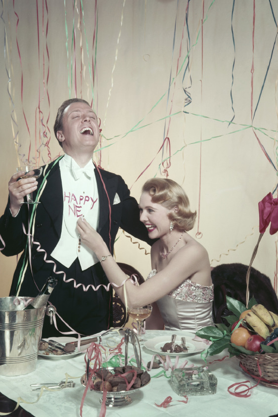 5 Maddede Yılbaşını Evde Kutlama Rehberi