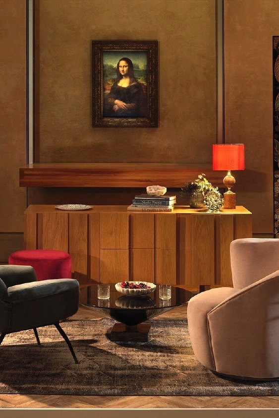 Louvre Müzesi'ne Mona Lisa'dan Bir Adet Davetiyeniz Var!