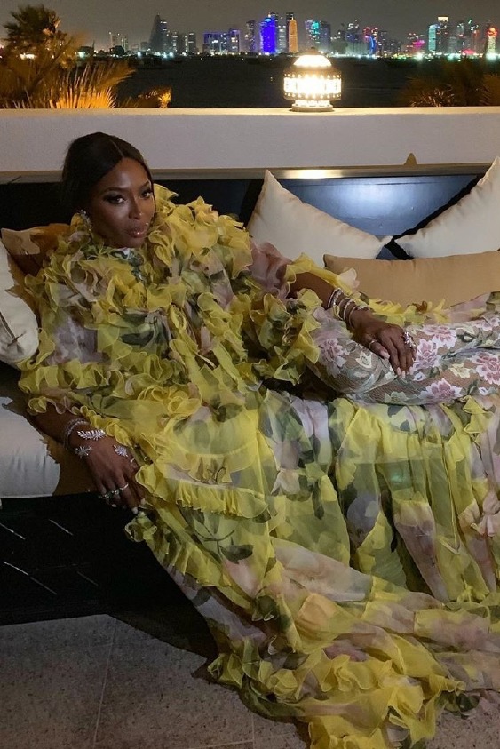 Tam Bir Valentino Kadını: Naomi Campbell