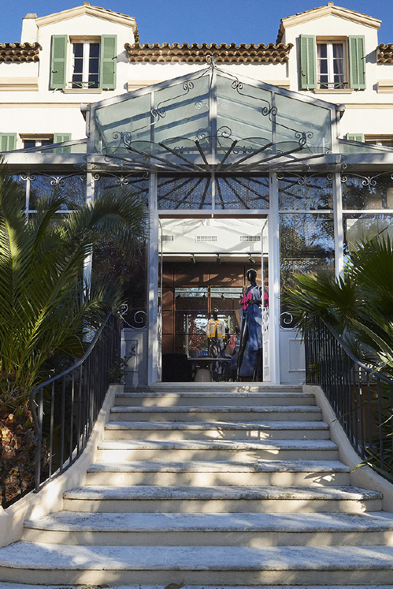 Chanel'den Bir Yaz Klasiği: Saint-Tropez Butiği