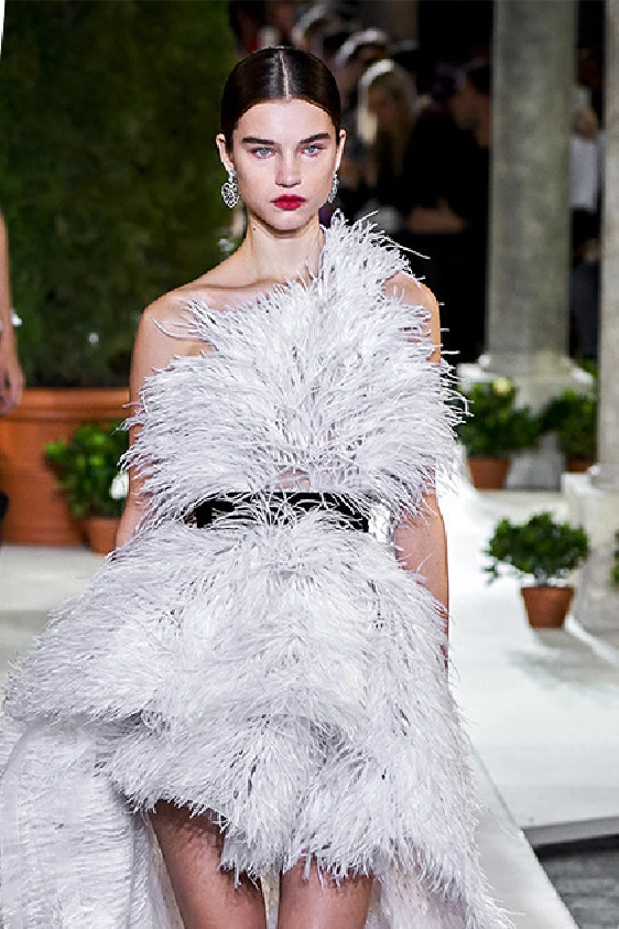 2019'un Öne Çıkan 10 Gelinlik Trendi gelinlik, 2019 gelinlik trendleri, düğün, vogue wedding