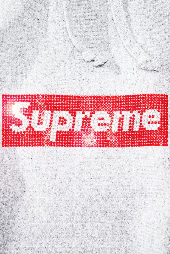 Supreme ve Swarovski'den Işıltısı Yüksek Bir İş Birliği