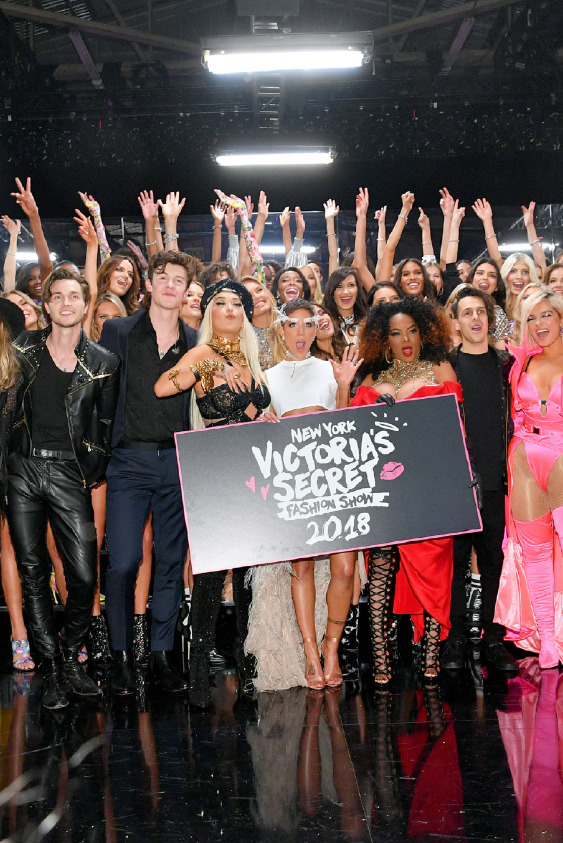 Victoria's Secret Şovu Televizyona Veda Ediyor