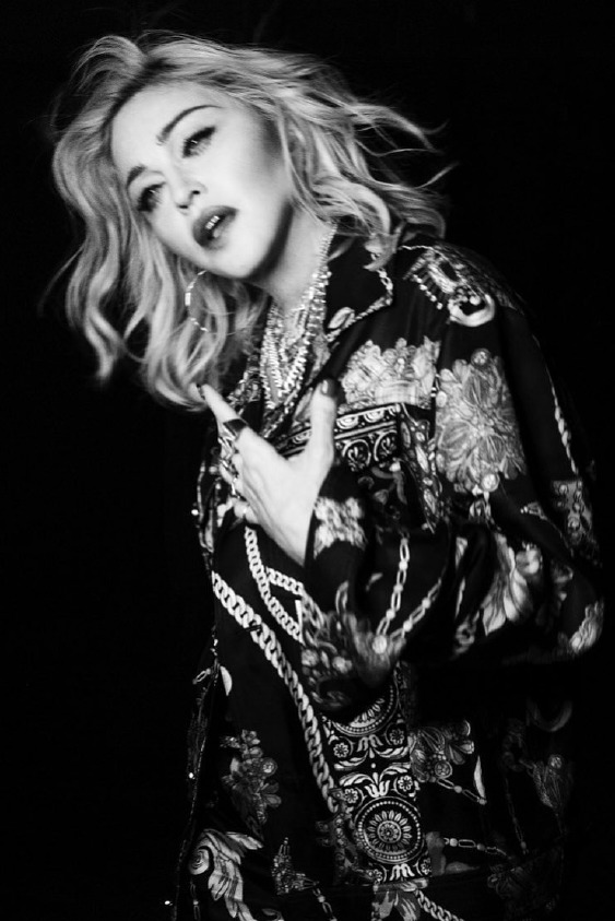 Madonna: Instagram Bize Kendimizi Kötü Hissettiriyor!