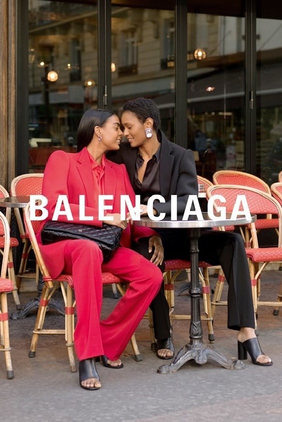 Paris’te Balenciaga Başkadır