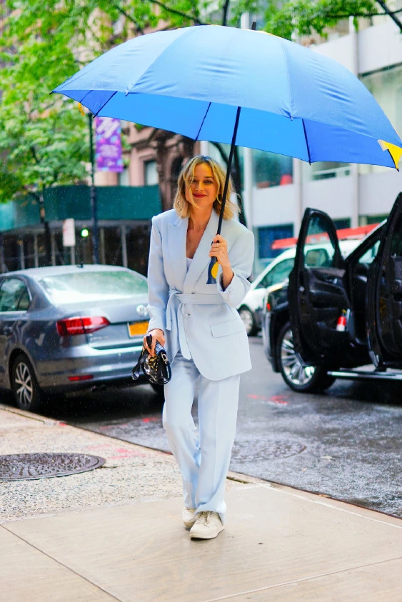 Yağmurlu Havanın Ofis Stili, Diane Kruger'den