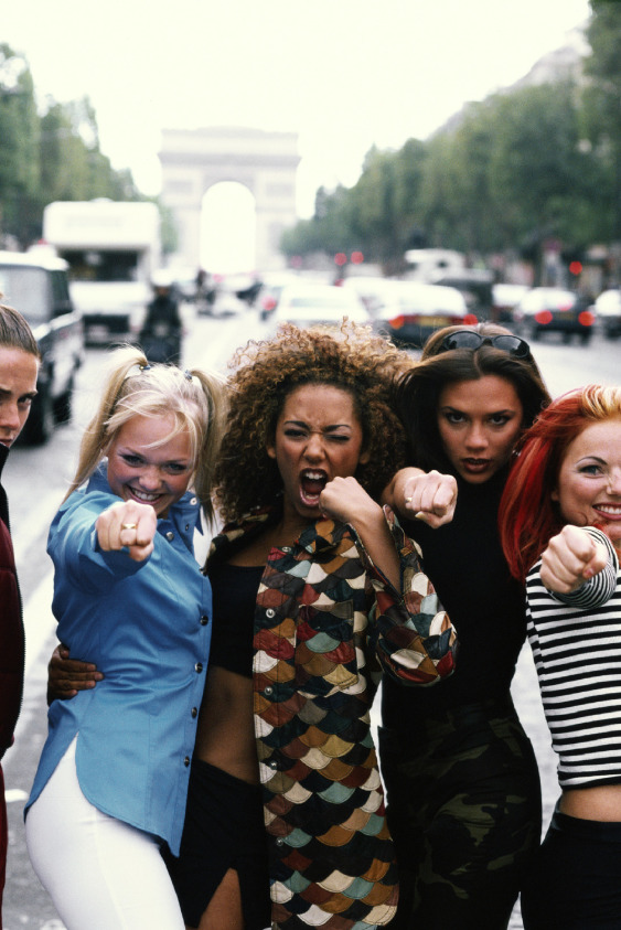 Victoria Beckham Spice Girls'e Geri Dönüyor