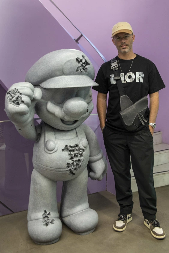 les benjamins x daniel arsham