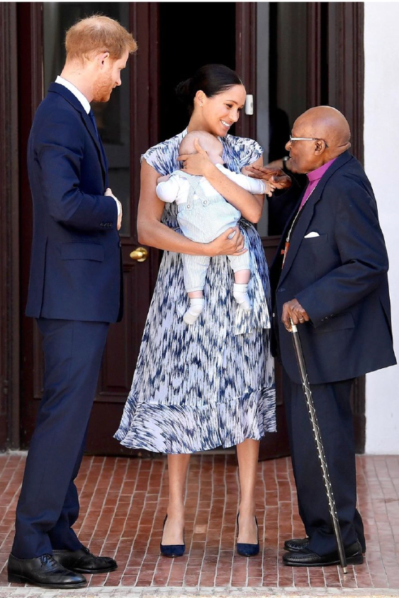 Minik Archie'nin İlk Kraliyet Turu