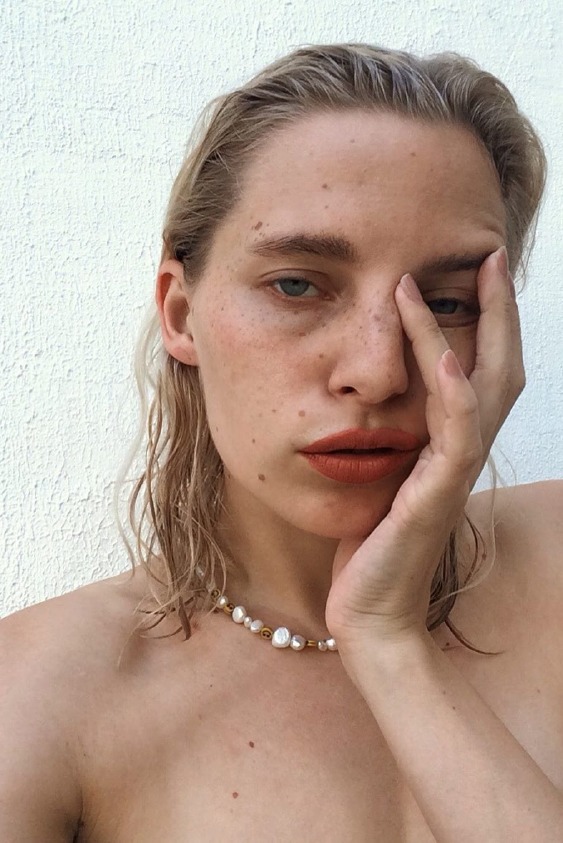 Sonbaharda Kullanmanız Gereken 5 Bakım Maskesi Karlie Kloss