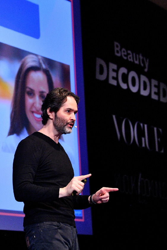 ‘Beauty Decoded’ Davetinde Güzelliğin Şifrelerine Işık Tuttuk