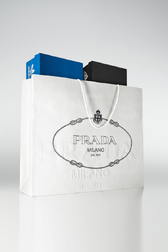 Prada Adidas Giyer!