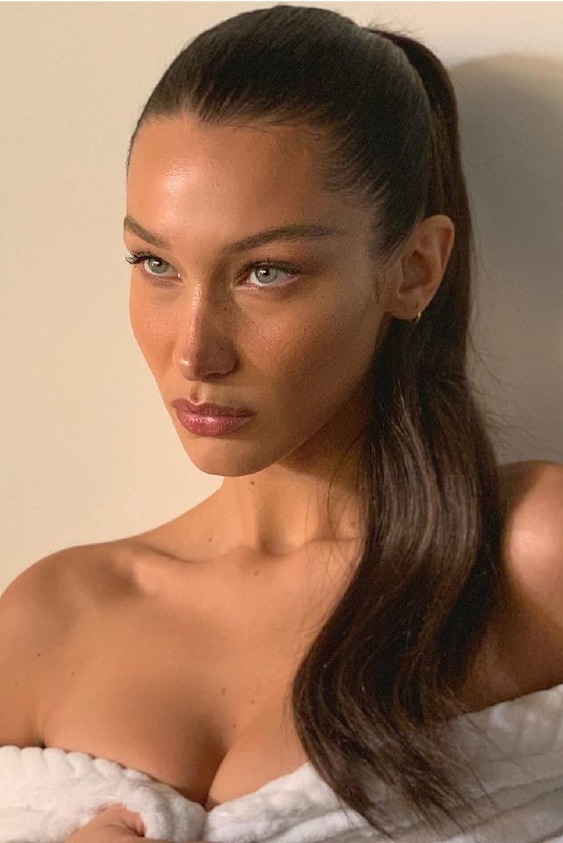 Bella Hadid: Şahane Bir Hayatım Var ama Mutsuzum!