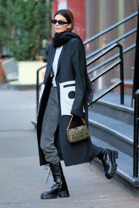 kendall,jenner,louis, Vuitton