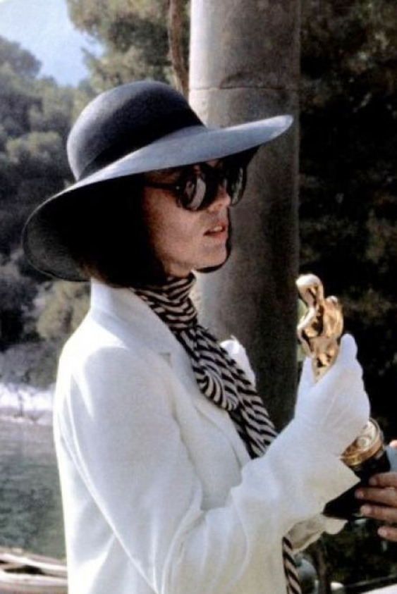 Fondazione Prada İyi Seyirler Diler