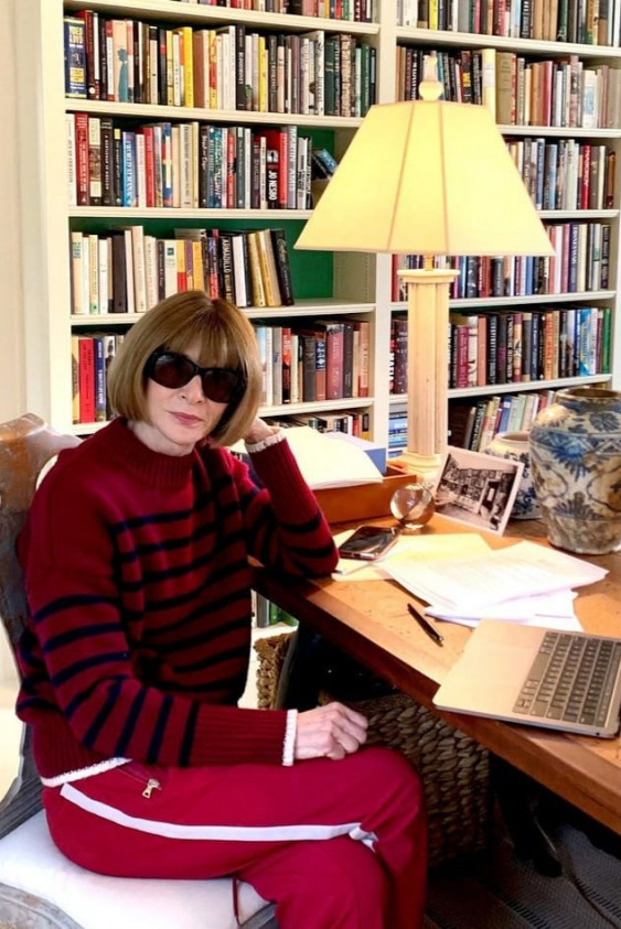 Anna Wintour'un Şaşırtan Ev Kombini