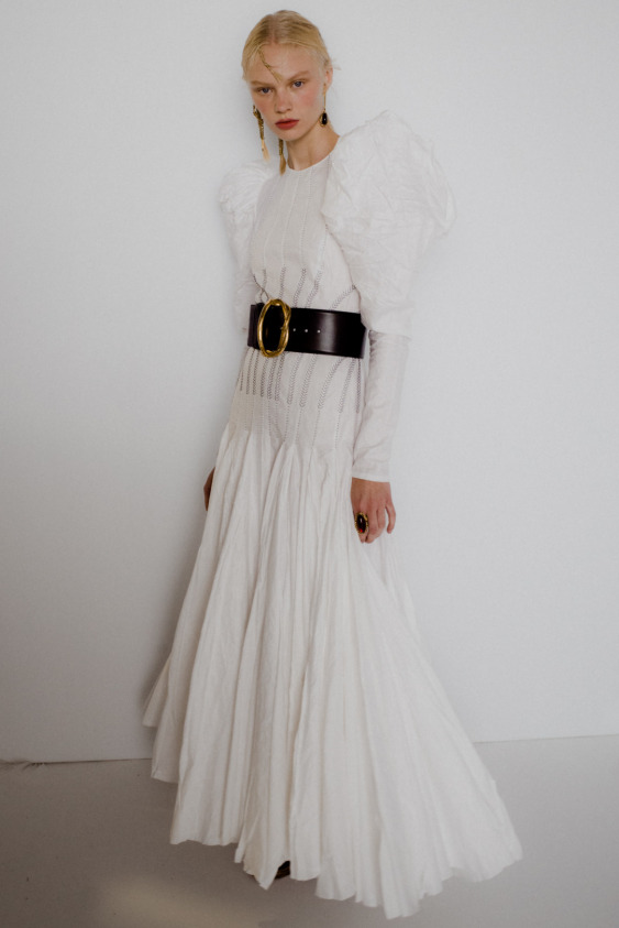 Alexander McQueen’den Zanaata Övgü