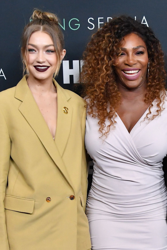 Gigi Hadid, Serena Williams'a Karşı