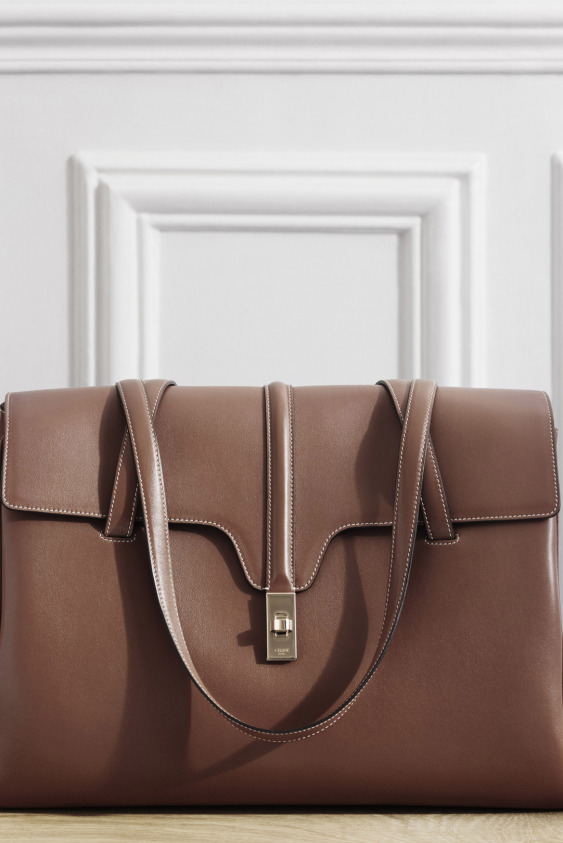 İkonik Çanta Yumuşak Hatlara Büründü