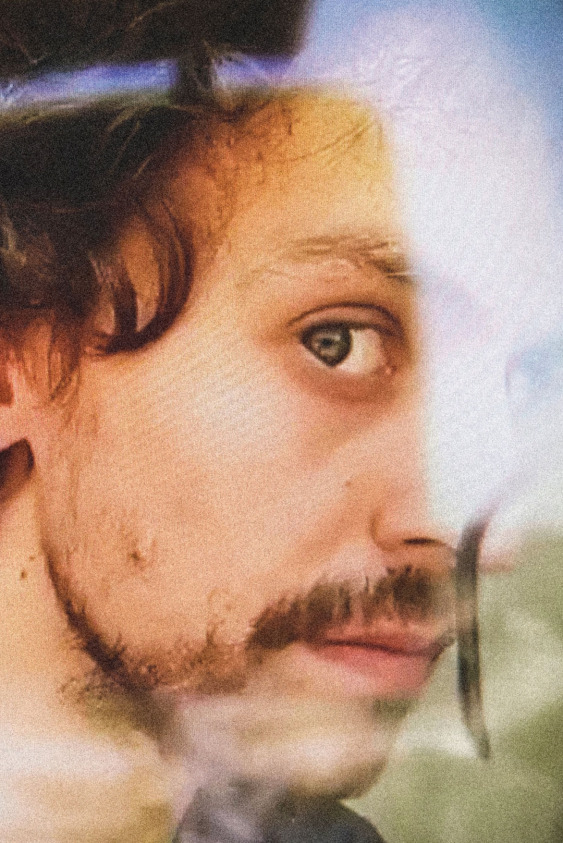 Metin Akdülger Ne Dinliyor? Metin Akdülger Ne Dinliyor?