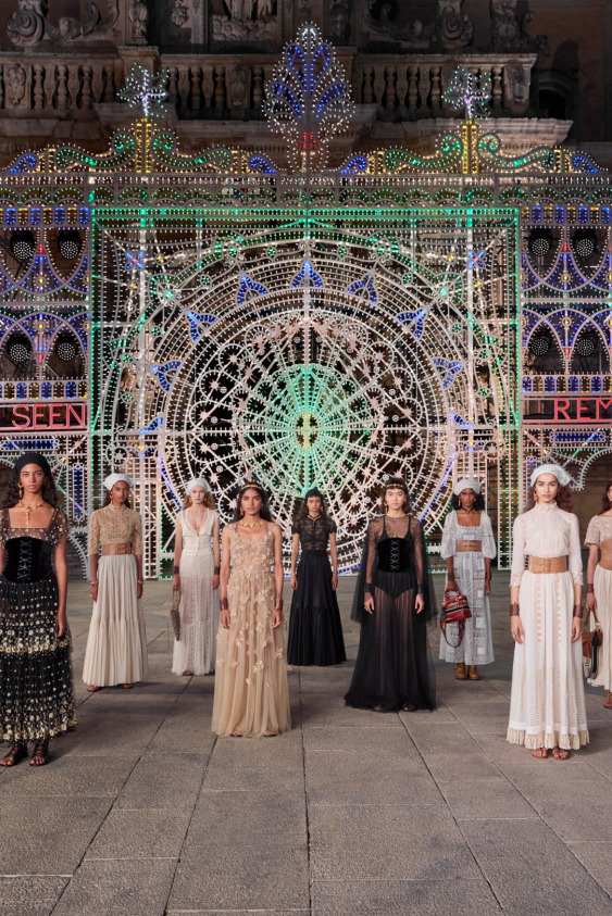 Maria Grazia Chiuri ile Dior Cruise 2021 Koleksiyonu Hakkında