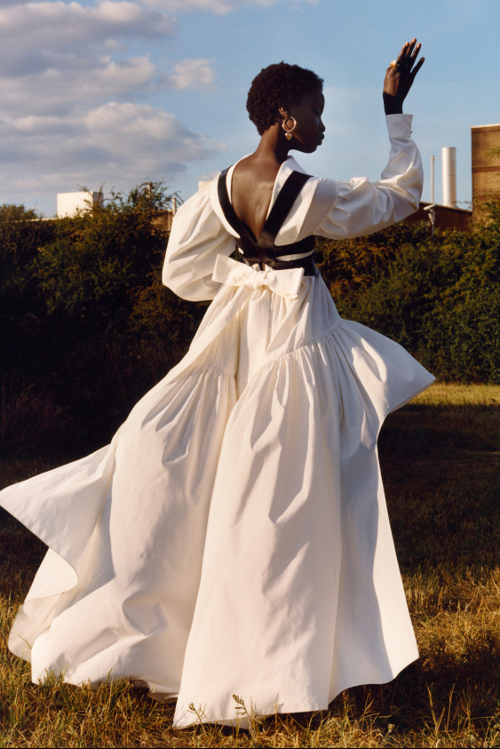 Doğanın Saf Güzelliğinde: Alexander McQueen 2020-21 Sonabahar/Kış Kampanyası