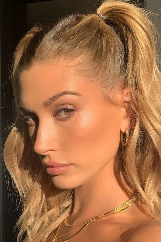 Hailey Baldwin'in Barbie Bebek Güzelliği