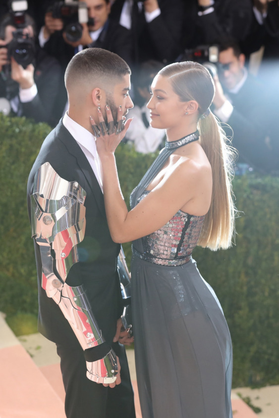 Gigi Hadid ve Zayn Malik'in Bebeği Dünyaya Geldi
