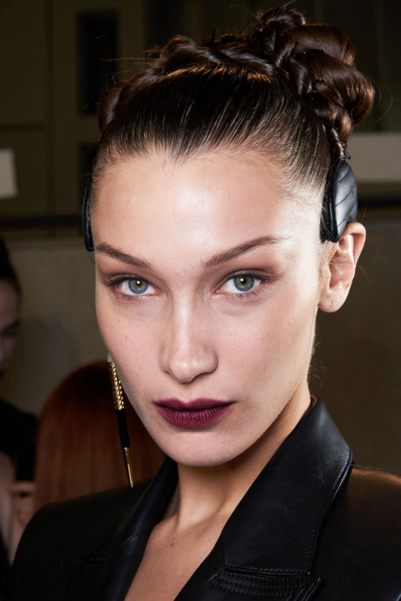 Şimdi Deneyin: Sezonun En Trend 5 Ruj Rengi bella hadid