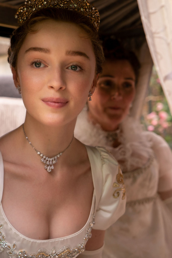 7.500 Parça, 238 Kişilik Ekip ve 5 Aylık Hazırlık: Bridgerton’ın Kostüm Tasarımcısı Anlatıyor