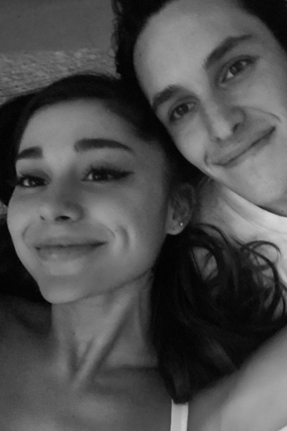Ariana Grande ve Dalton Gomez'in Aşk Kronolojisi